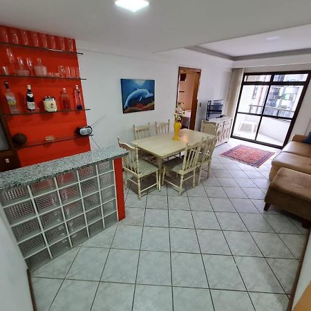 Apt Encantador Centro Guarapari, Completo, 50 M Da Praia מראה חיצוני תמונה